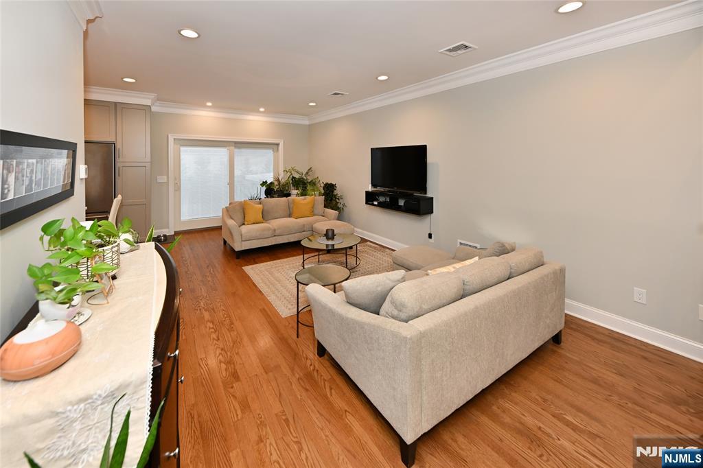 25 Lexington Avenue
