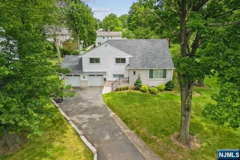 Photo of 19 Center St, Cresskill, NJ 07626 (MLS # 26005545)