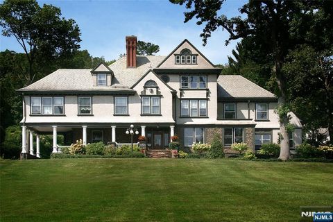 Photo of 74 Mountain Avenue, Montclair, NJ 07042 (MLS # 25034241)