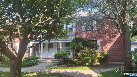 Photo of 445 Union Ave #2C, Rutherford, NJ 07070 (MLS # 26013820)