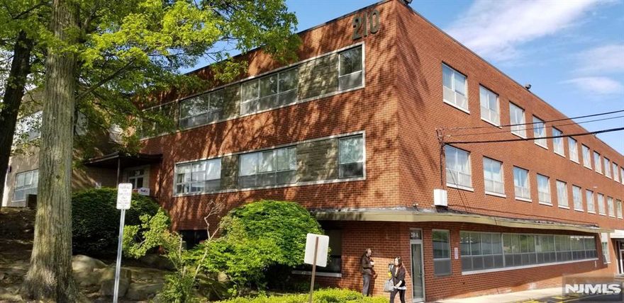 Please don't miss this prime office space(2,533 SF)which devided 6 Rooms and a break room on ground floor of highly visible building on Sylvan Avenue (Rt. 9W) in Englewood Cliffs. Ample parkings in rear and minutes from GWB. There are 6 rooms with employee's room, storage in this unit. Tenant pay rent:$2,956/m + CAM charge:$874/m + shared Utility(24.33%) For other space( 132 SF) is available.
