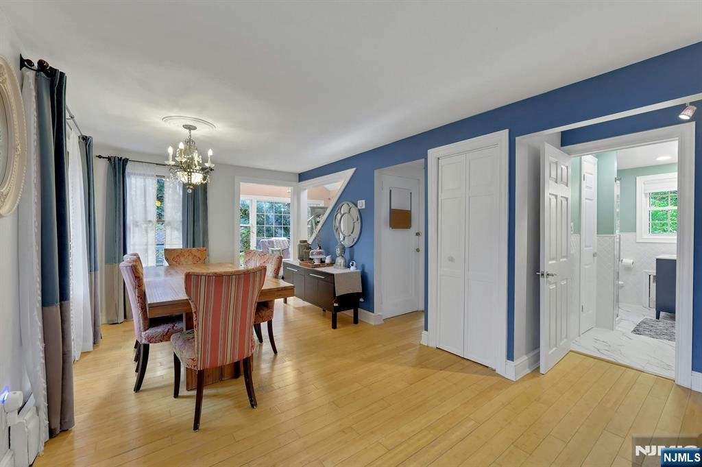 6 Akers Avenue