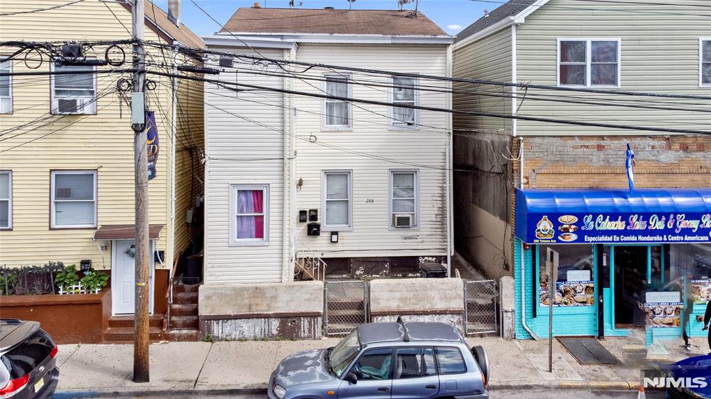 Property for Sale at 288 Totowa Avenue, Paterson, New Jersey - Bedrooms: 4 
Bathrooms: 3 
Rooms: 10  - $550,000