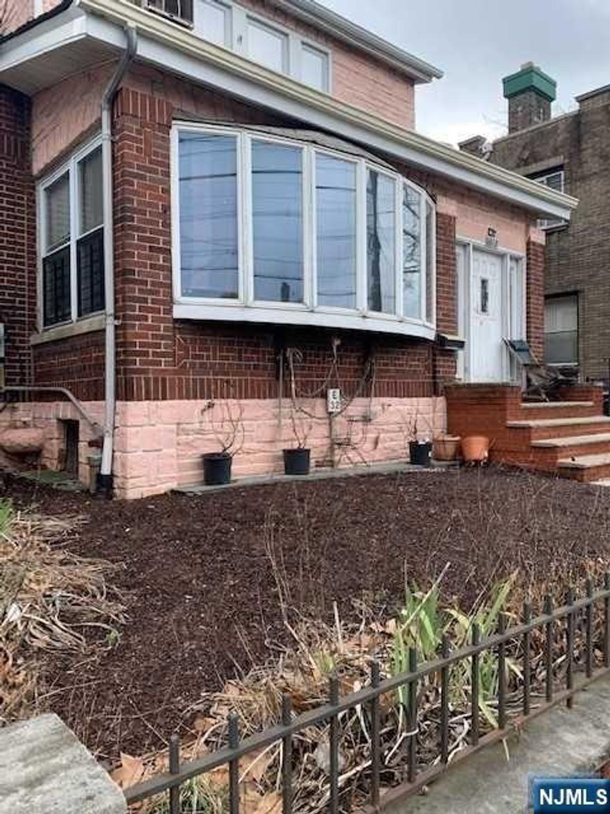 FOR SALE - BY COURT-APPOINTED AGENT. SOLD "AS IS". Location! Location! Close to shopping, schools, and NYC, Hoboken and Jersey City transportation. Perfect for your commute. 2 Units side by side with one unit having a finished basement with its own side entrance and has a BR, Bath, LR, DR perfect for extended family.