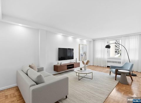 Photo of 1450 Palisade Ave #4L, Fort Lee, NJ 07024 (MLS # 25037372)