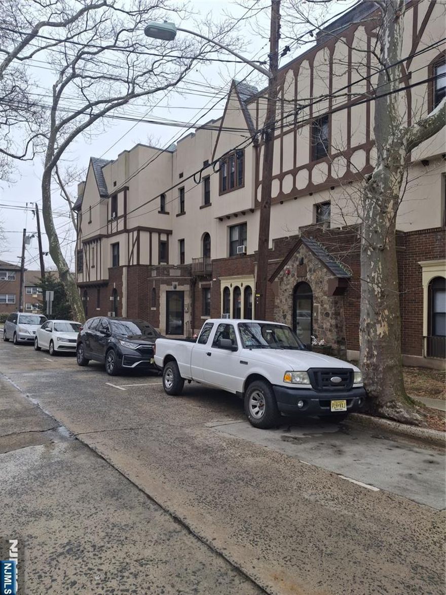 On 2nd floor, hardwood floor, no elevator, no pets, hot water and heat include, required check credit-income, call listing agent for showing.