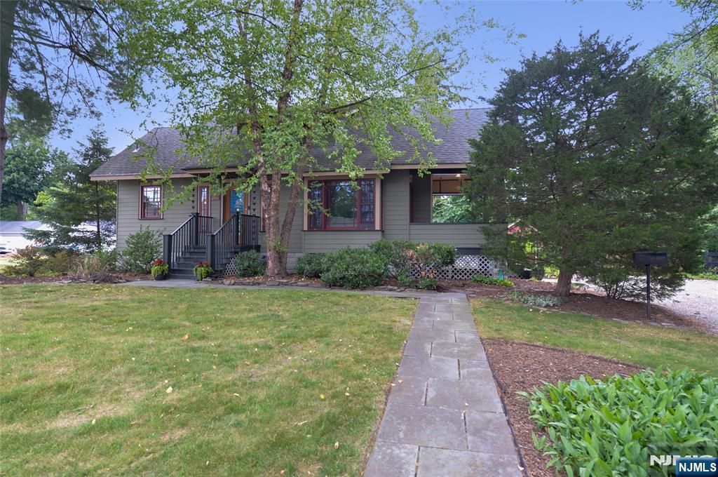Photo of 429 Sterling Place, Ridgewood Village, NJ 07450 (MLS # 26009771)