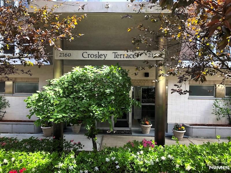 Photo 1 of 2160 Center Avenue 1G, Fort Lee, New Jersey, $180,000, Web #: 325015692
