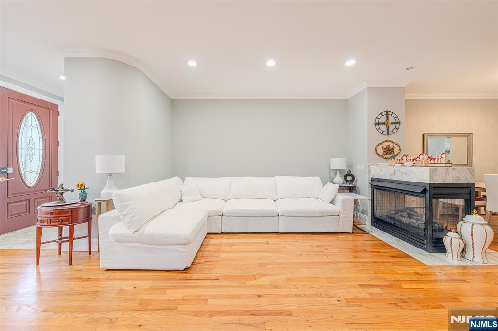 236 Columbus Avenue 5