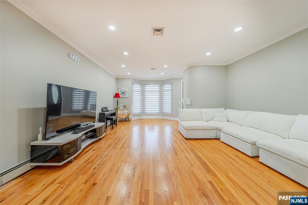 236 Columbus Avenue 5