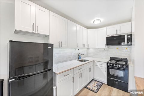9 Vreeland Avenue 3A Hackensack NJ 07601