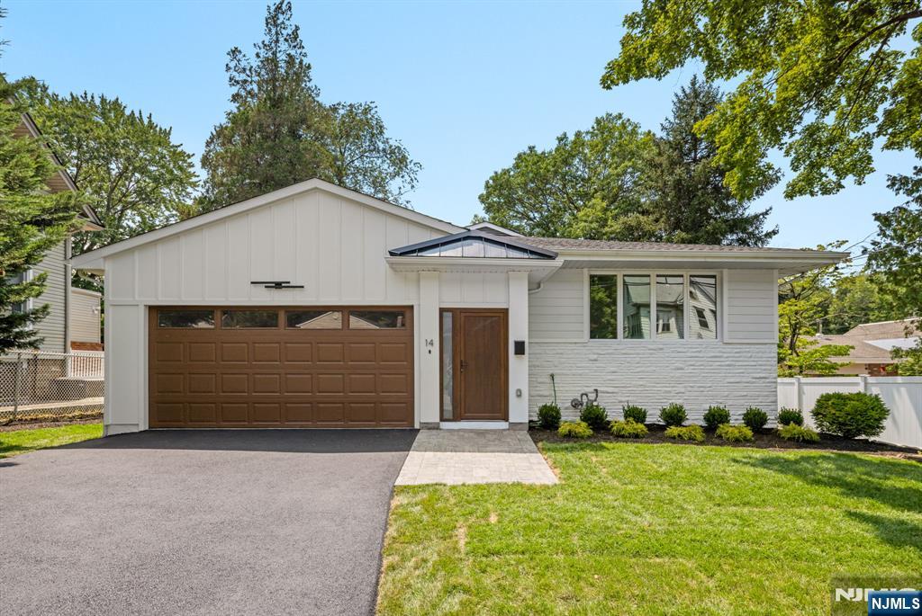14 Chestnut Avenue