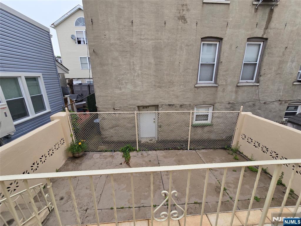 418 67th Street
