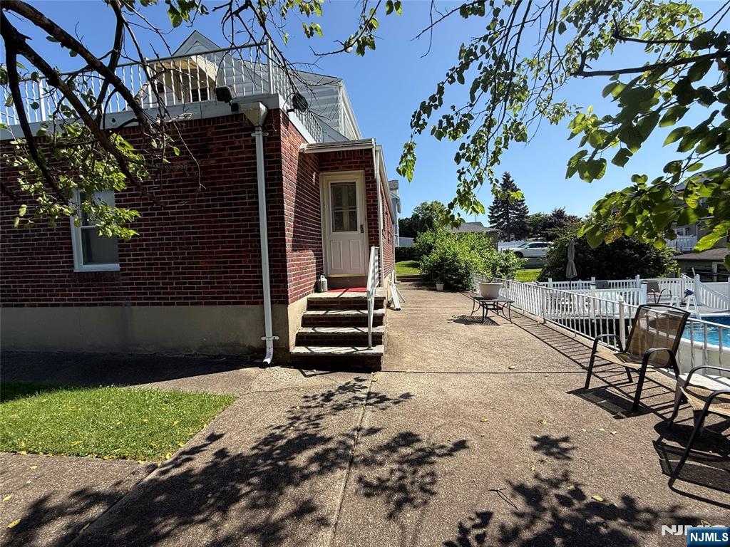 206 Columbia Street