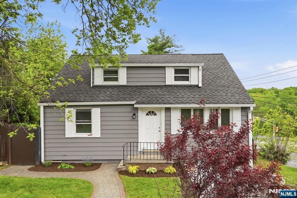 Photo of 1 Lorelei Road, West Orange, NJ 07052 (MLS # 26017394)
