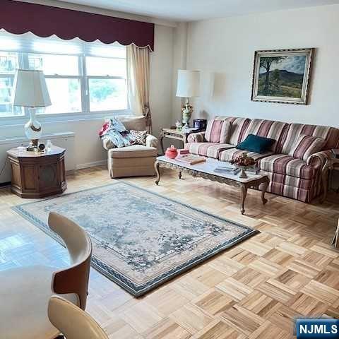 280 Prospect Avenue 11 E