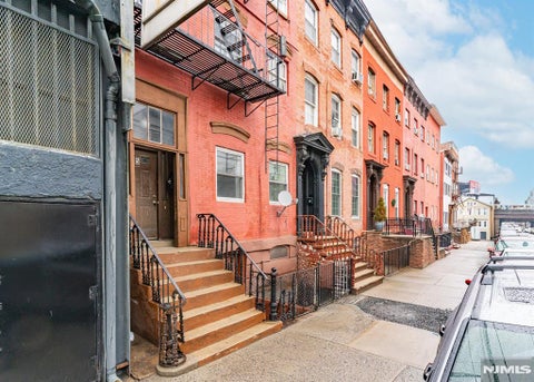 Photo of 5 Elm St #3, Newark, NJ 07102 (MLS # 26008244)