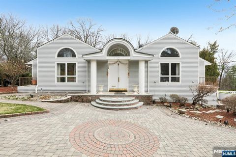 Photo of 270 E Clinton Avenue, Tenafly, NJ 07670 (MLS # 26017021)
