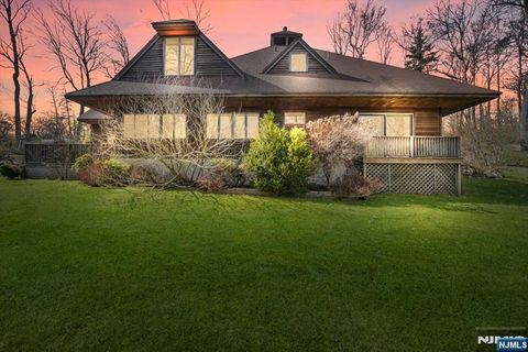 Photo of 1 Lookout Road, Tuxedo Park, NY 10987 (MLS # 25021353)