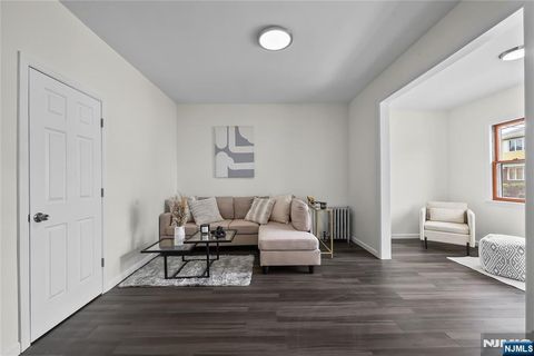 85 Anderson Avenue Wallington NJ 07057