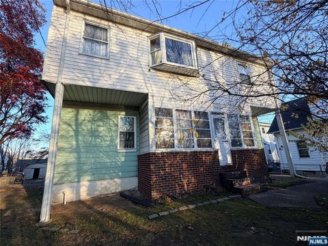429 River Drive Elmwood Park NJ 07407