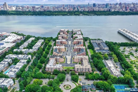 Photo of 403 Livingston Court #N403, Edgewater, NJ 07020 (MLS # 26032892)