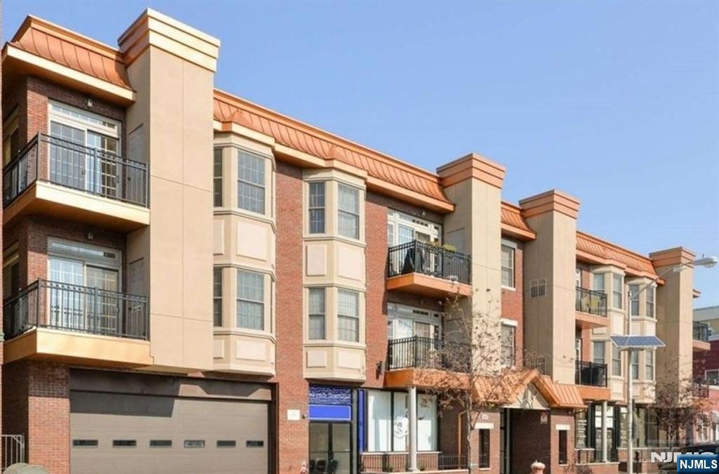 Rental Property at 255 Broadway 208, Bayonne, New Jersey - Bedrooms: 2 
Bathrooms: 2 
Rooms: 4  - $2,700 MO.