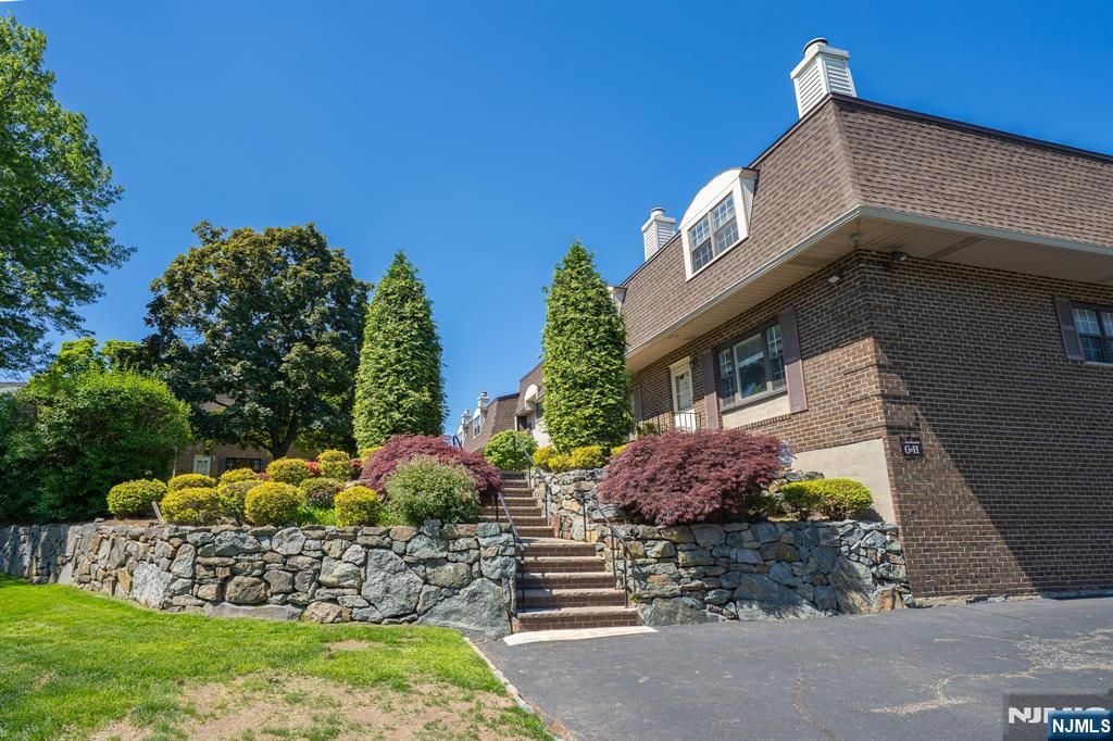 Photo of 575 Grove ST, Clifton, NJ 07013 (MLS # 26019747)