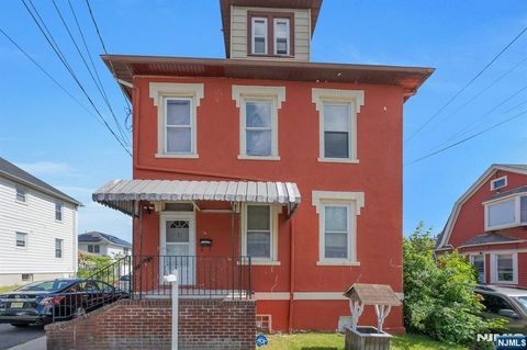 10 Orchard Street Elmwood Park NJ 07407