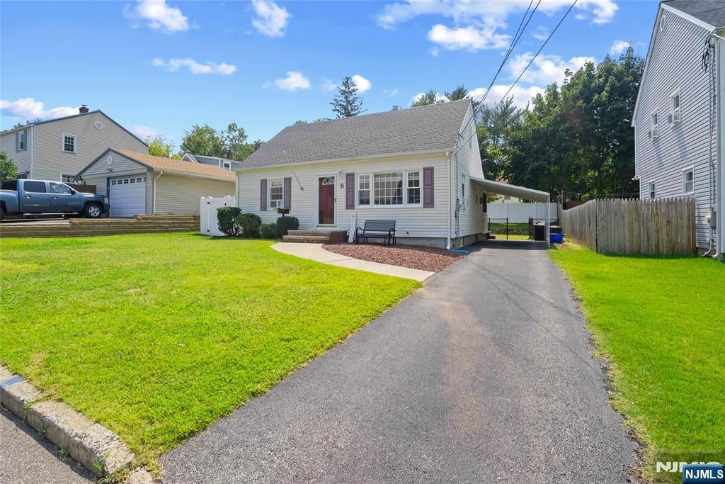 5 Sally Street