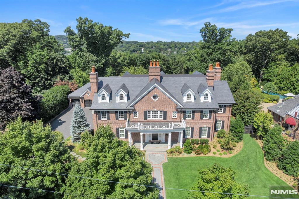 480 Knollwood Road