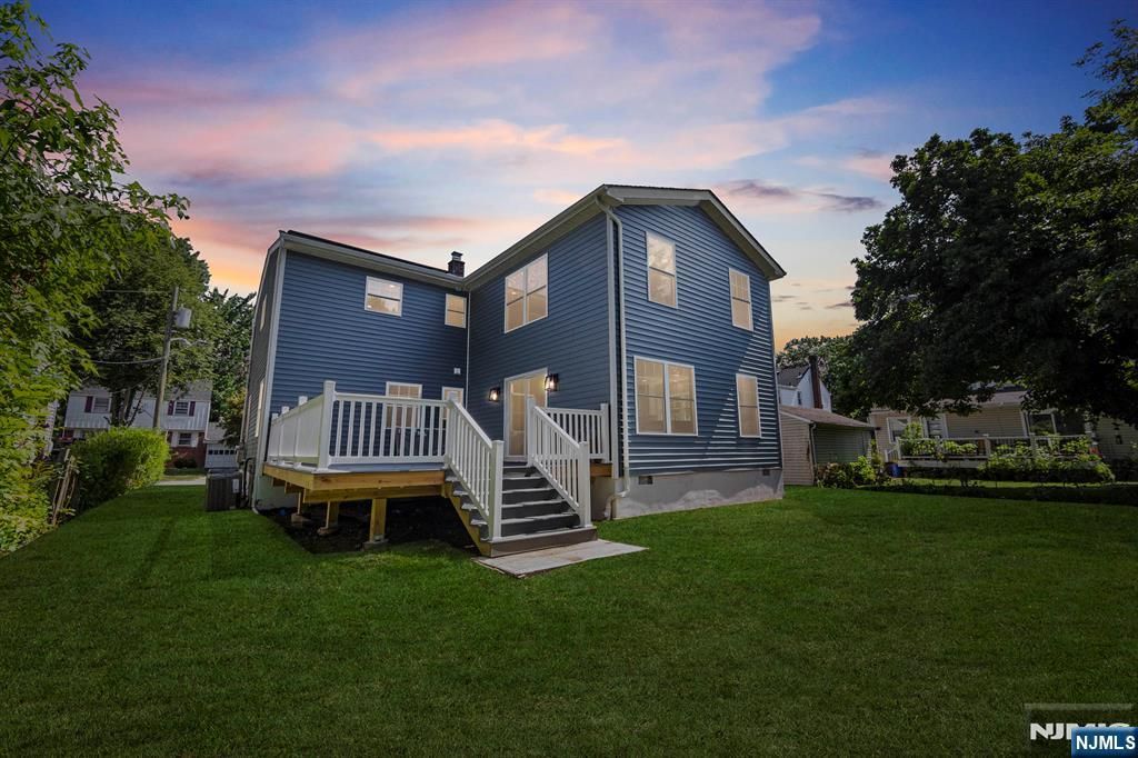 Photo of 296 Pine Street, Teaneck, NJ 07666 (MLS # 25022139)