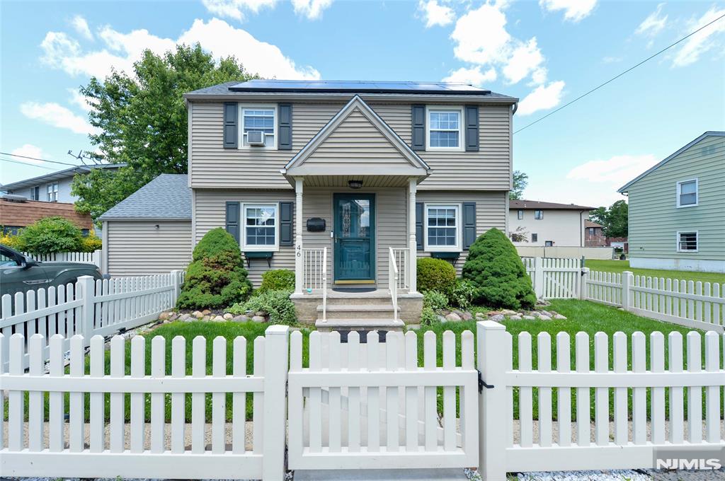Property for Sale at 46 Park Street, Little Ferry, New Jersey - Bedrooms: 3 
Bathrooms: 2 
Rooms: 6  - $549,000