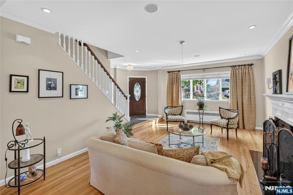 347 Westview Avenue