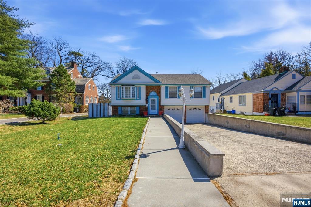 674 Berkeley Avenue