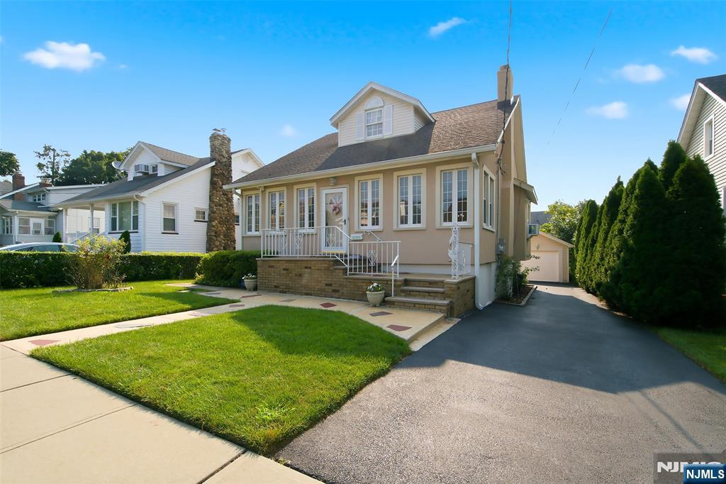 404 Palmer Avenue
