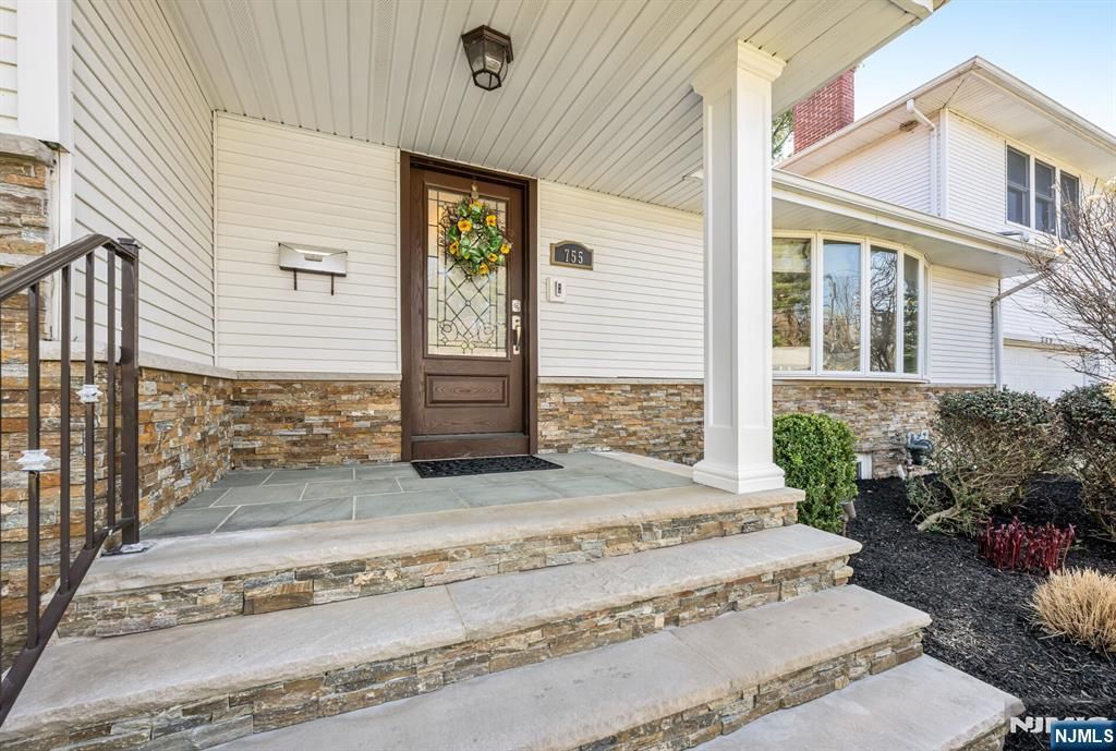 Photo of 755 Neill Court, Oradell, NJ 07649 (MLS # 26012469)