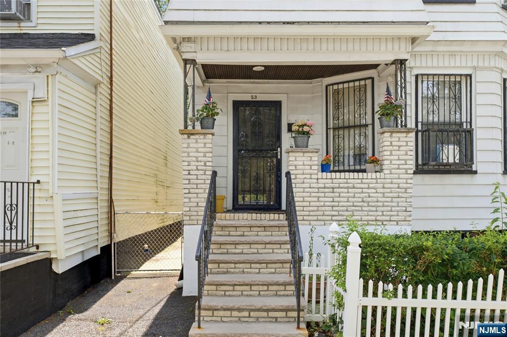 53 Grove Terrace