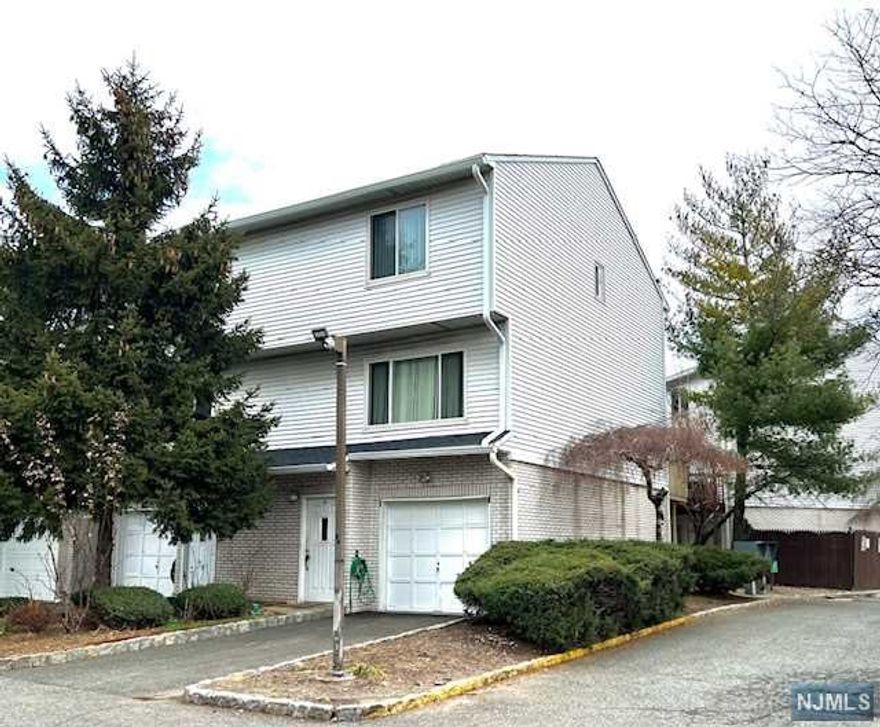 LOCATION, LOCATION, LOCATION. Private townhouse located in the Ironbound section of Newark with convenient access to Newark Penn Station. The townhouse offers 2 bedrooms, 1 1/2 baths and a den, laundry room and garage on the first level. This hidden gem is in a very desirable location close to shopping, schools, highways, fantastic restaurants, etc. Ready to move right in. A MUST SEE