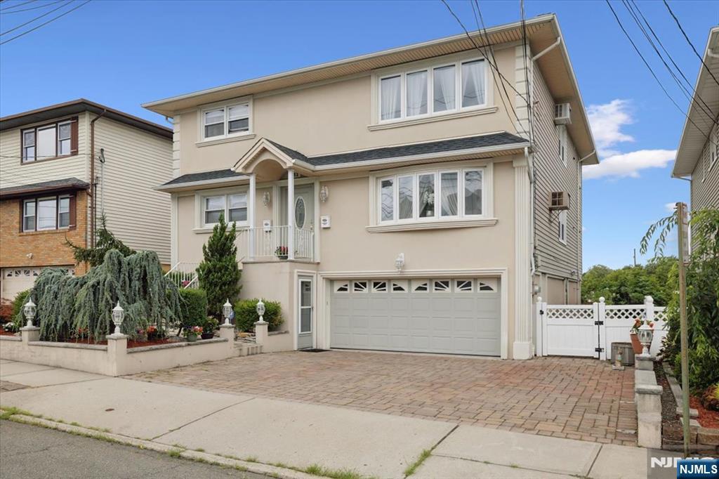 103 Maitland Place