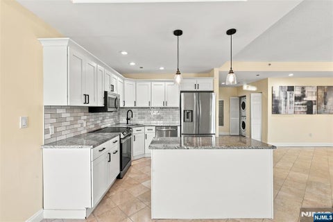 Photo of 399 11th Street #206, Palisades Park, NJ 07650 (MLS # 26034929)