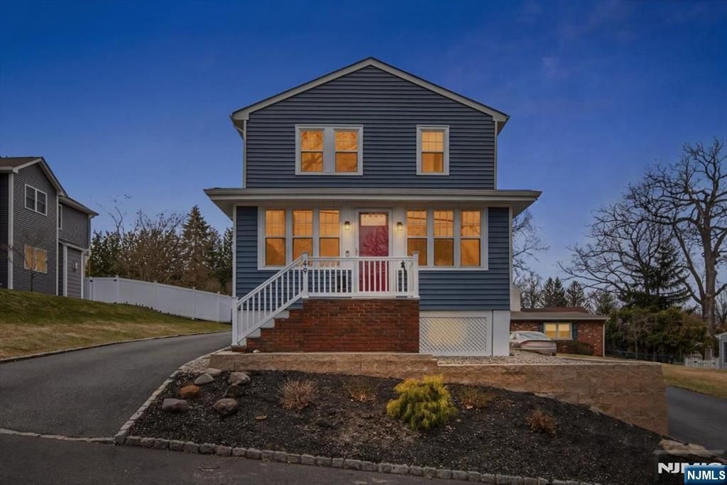 Photo of 69 Mountain Avenue, Cedar Grove, NJ 07009 (MLS # 26008073)