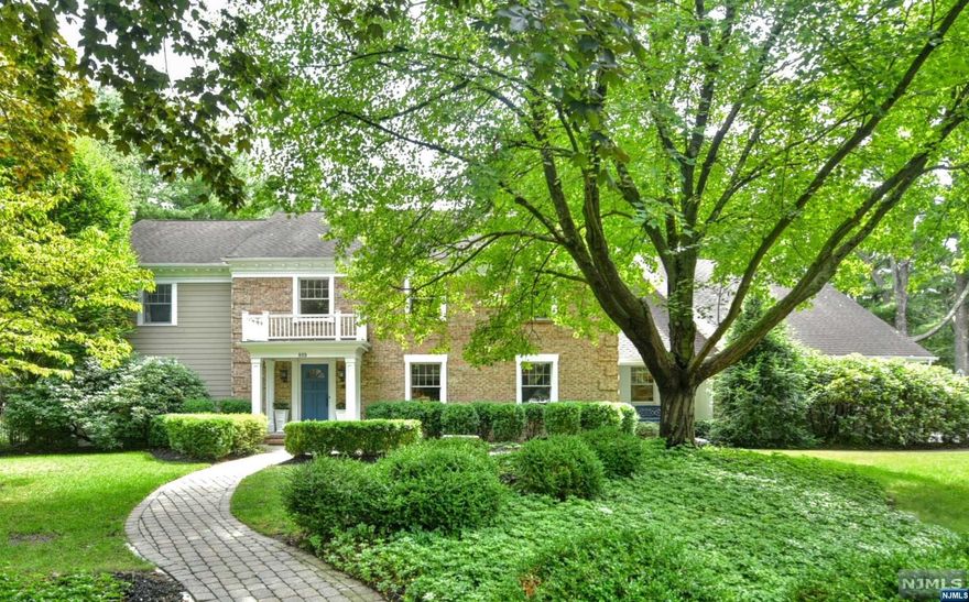 Welcome home to this gracious custom built center hall colonial home which combines classic elegance with modern amenities to create a luxurious home. The backyard oasis has thoughtfully planned gardens which bloom throughout the season and provide both beauty and privacy for you to enjoy your custom gunite pool while entertaining. There is a lovely family room with full windows, perfect to read a book while enjoying the view of the grounds or to gather for a movie night. The great room, with its custom woodwork, full wet bar and fire place may make it your favorite room in the house! A gourmet kitchen with a huge sun room breakfast nook is perfect for entertaining. In addition to the primary bedroom with a stunning bathroom, the upstairs has a guest suite, separated from all the other bedrooms for privacy. Come experience the good life in this picture perfect neighborhood of Franklin Lakes! For a private showing, please contact listing agent, Noelle Keary - 201.406.032