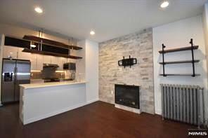 228 Maple Street 2