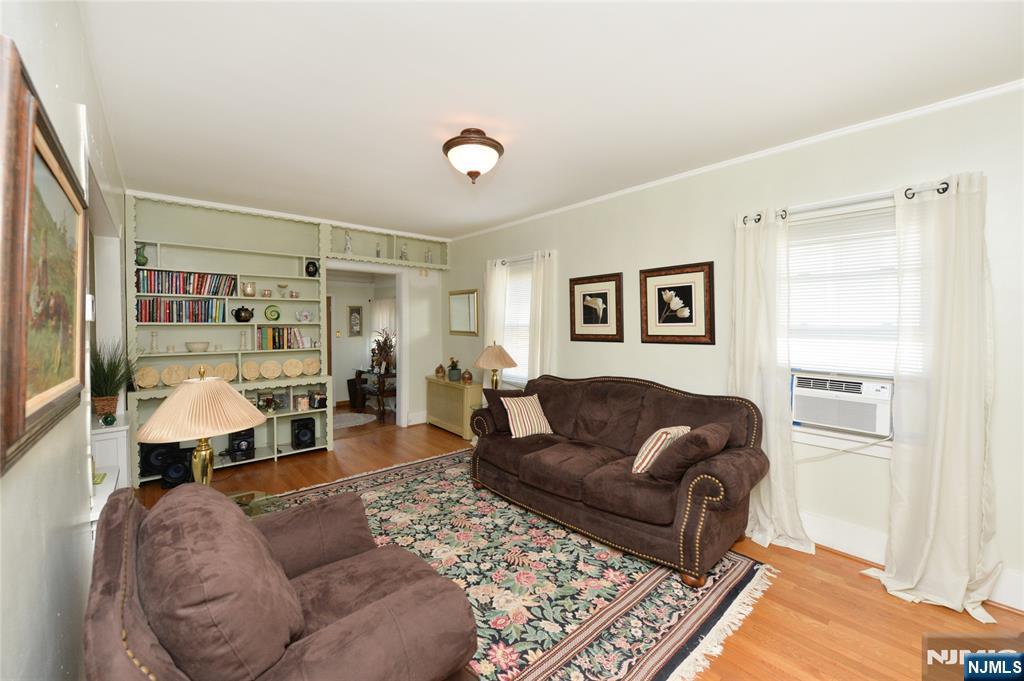 132 Catherine Avenue