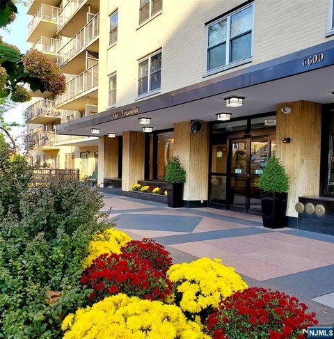 6600 Boulevard East 11K West New York NJ 07093