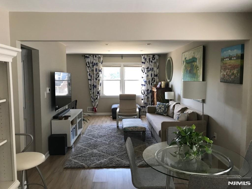 Homes for Sale in Northern NJ | ThisIsRiverEdge.com 211 Walton Street