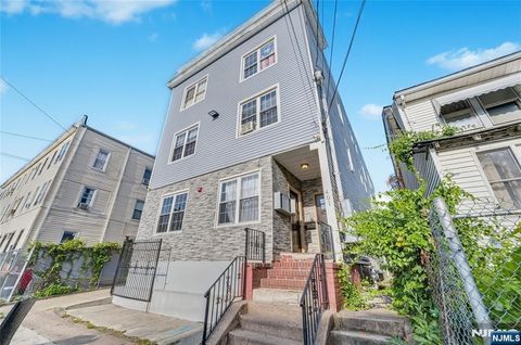 399-401 E 28th Street Paterson NJ 07514