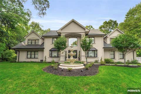 Photo of 312 Old Tappan Road, Old Tappan, NJ 07675 (MLS # 26028749)