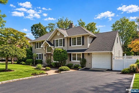 Photo of 64 Spring Valley Road, Paramus, NJ 07652 (MLS # 26034731)
